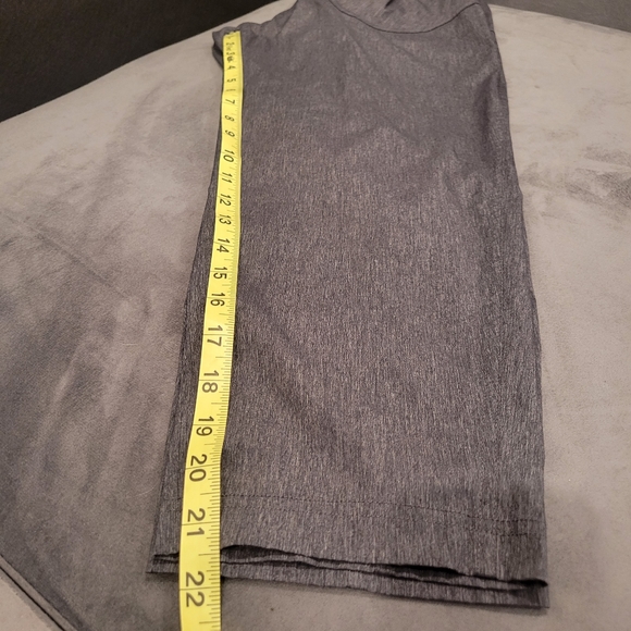 Prana Summit Black and Charcoal Hiking Active Capri Pants Size Small - Picture 12 of 12